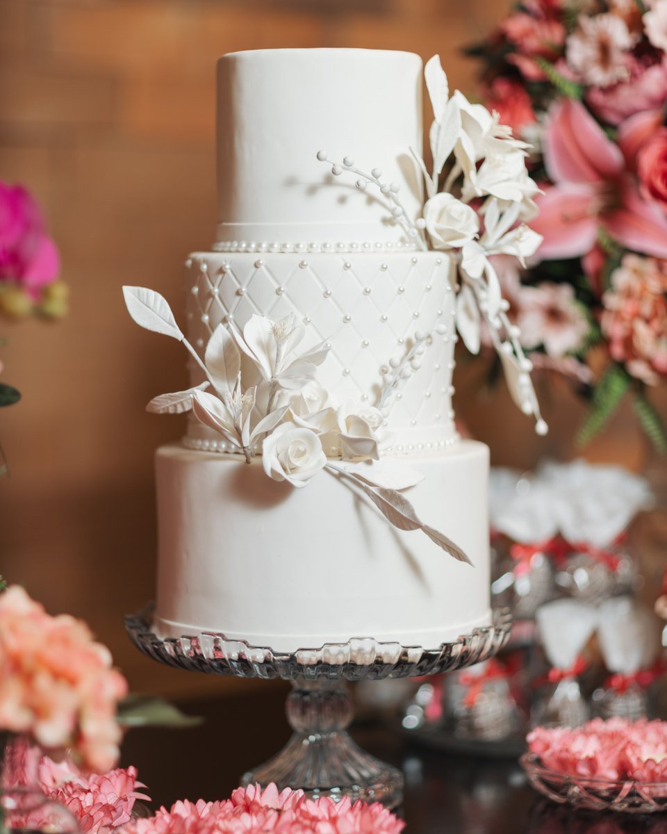 Wedding Signature Cake