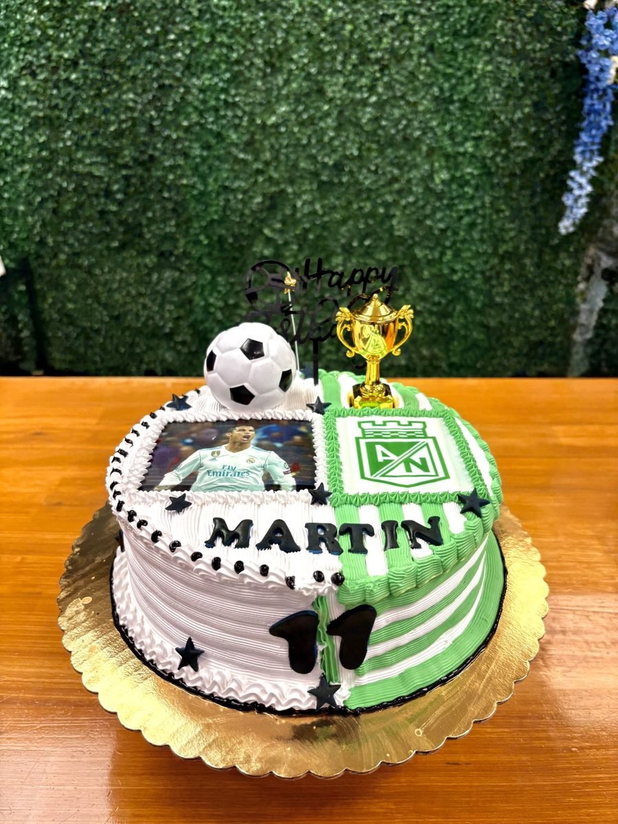 Cake made by Cakevia